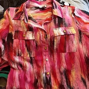 Rolled sleeve chiffon blouse with pockets